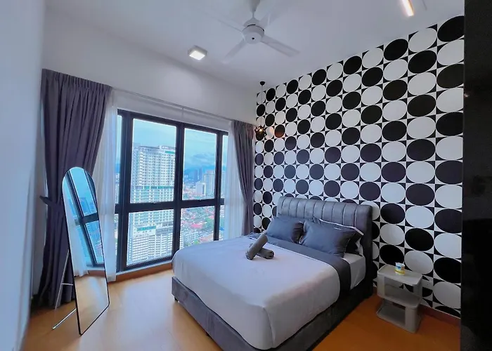 The Luxe 4Px With Balcony Near Quill City Mall & Monorail Medan Tuanku