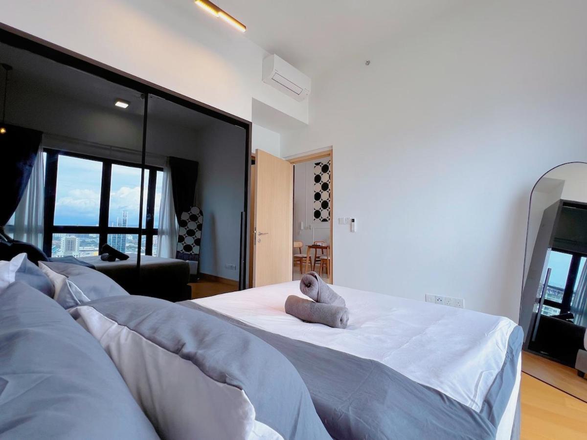 Pangsapuri The Luxe 4px With Balcony Near Quill Mall & Monorail Medan Tuanku *